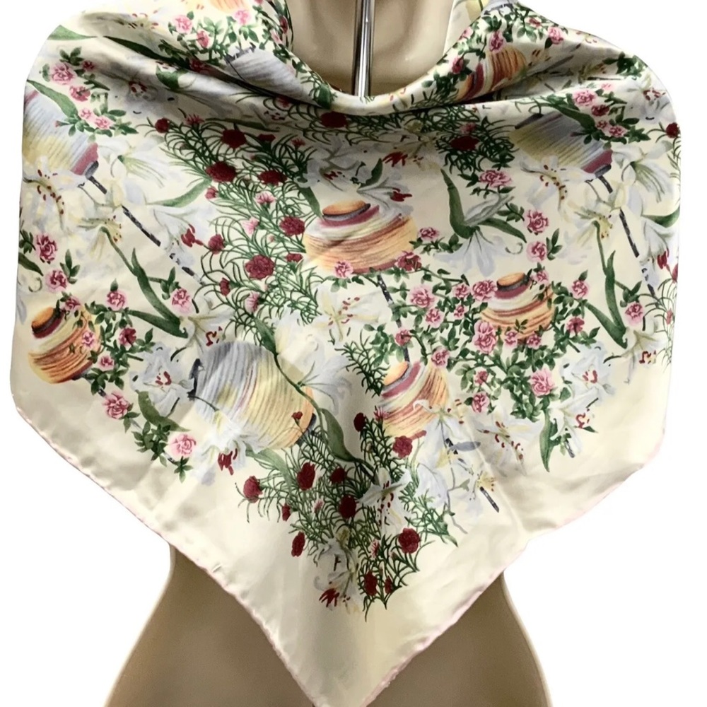 Silk museum scarf.